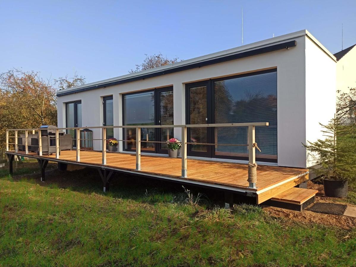 Ranch 66 - Moderni Tiny House Black Swallow Ve Stylu Route 66 Se Saunou A Bazenem Tršice Εξωτερικό φωτογραφία